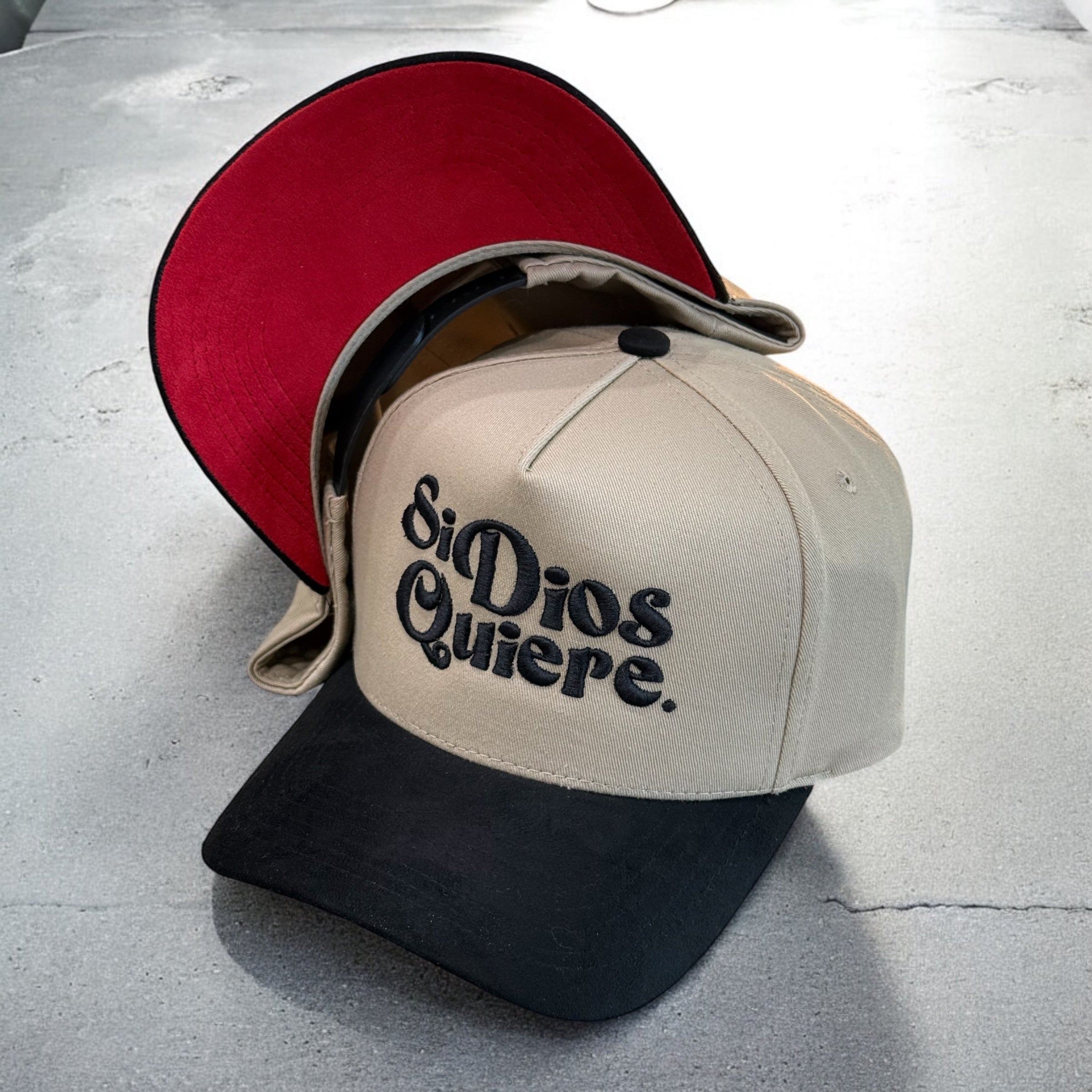 Si Dios Quiere 5 Panel Snapback Hat