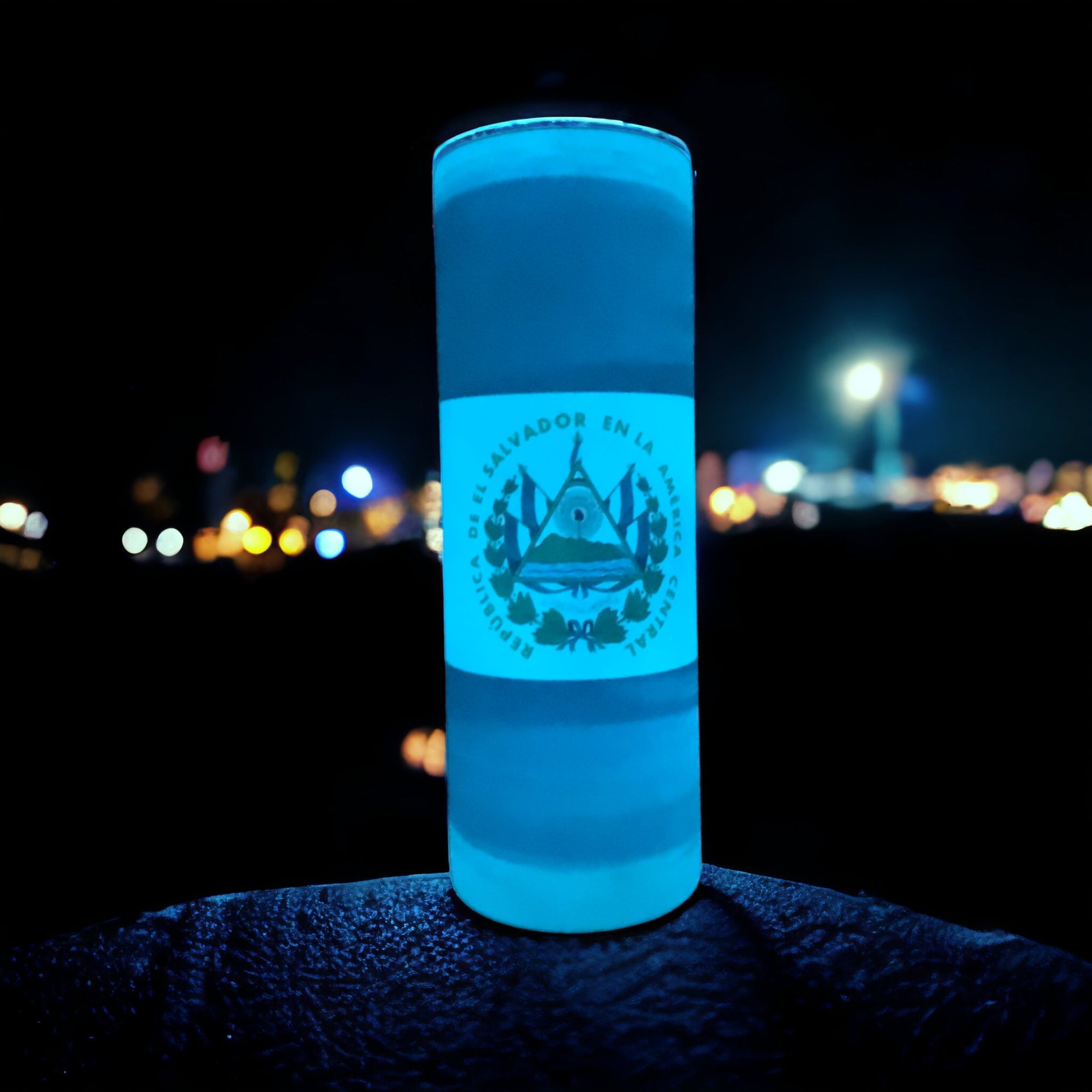 20 OZ El Salvador Tumbler Glow in the Dark