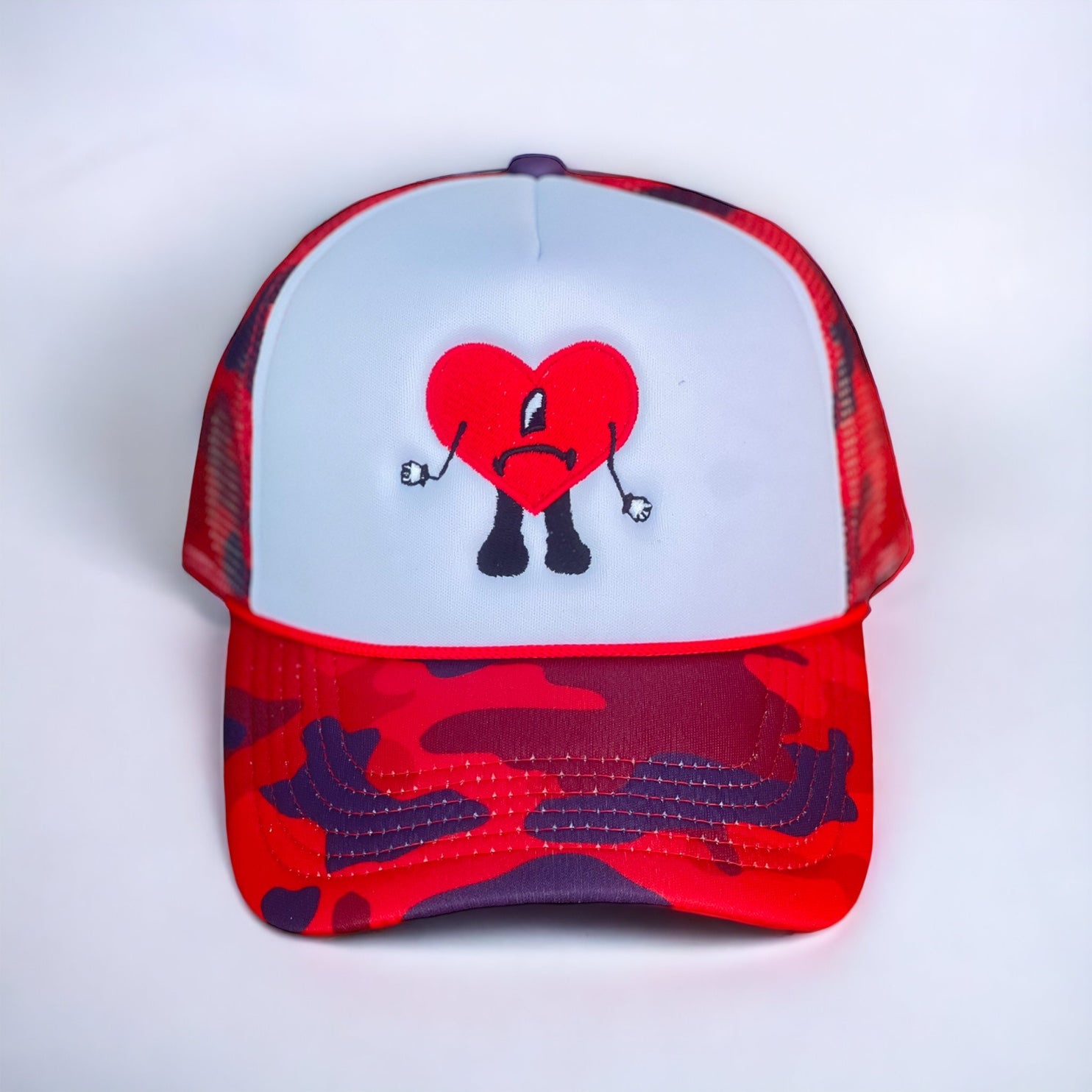 Verano Heart Trucket Hat